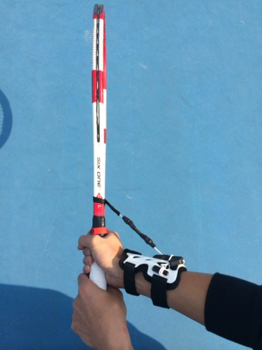 Запатентованное подлинное тренировочное устройство для подлинного теннисного застежка быстро захватывает волну волн, чтобы исправить неправильное действие запястья