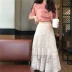 Mùa hè 2018 phụ nữ mới của hoang dã vòng cổ in ngắn tay T + ren nửa chiều dài đuôi cá váy phù hợp với thời trang riêng biệt shot Bộ đồ