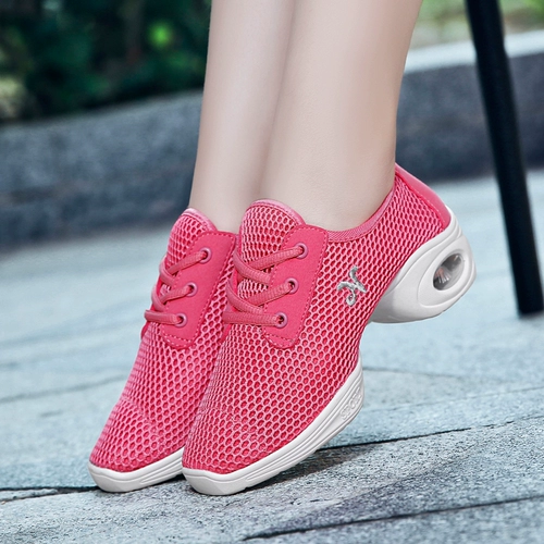 Модная танцующая летняя обувь для матери для спортзала, дышащие спортивные туфли, мягкая подошва