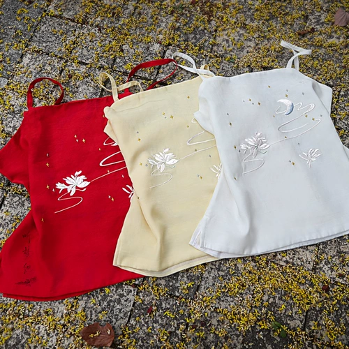 Закрытие магазинов четкое склад без ретрита-xinghe, въезжающего на вышивание женской кампании Meng Hanfu