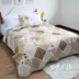 Các nhà sản xuất của polyester tấm bông được bao phủ bởi mùa thu và mùa đông chần tấm trải giường sofa bìa pad có thể được rửa sạch giường đôi nhíp Trải giường