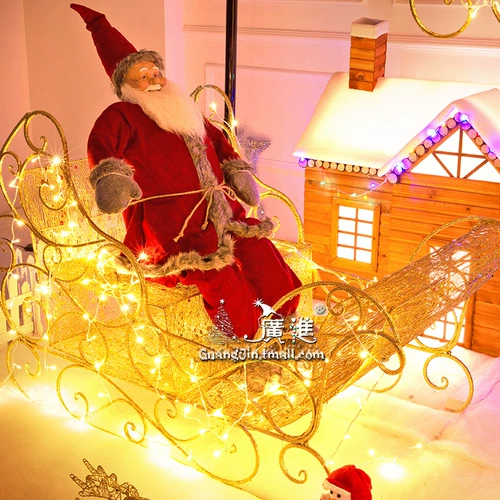 Светящиеся крупные рождественские летающие оленя рая сцены сцены макет рождественская елка качание