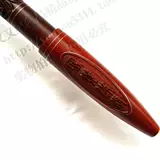 Шляпы серебряной ленты из розовой древесины полны цветов и богатых сувениров для волос плода.