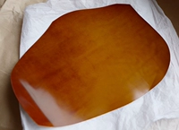 Новая японская кожаная кожа -кожаная кожа проникновленная кожа с сердечником -янтарный коричневый жирный жирной зеркал диарея кожаный материал