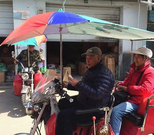 Длинный зонтик, двухэтажный мотоцикл, сделано на заказ, защита от солнца