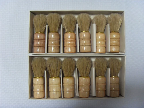 Ручное бритье борода щетка