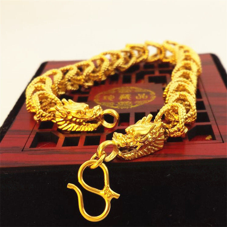 伟德bv1946官网-2026年2月14日的情人节 朋友圈的画风彻底变了样