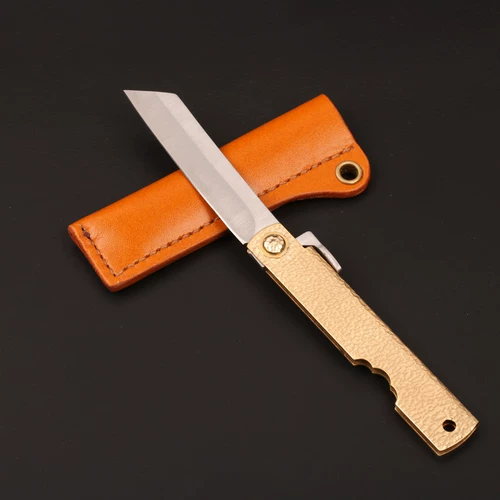 После удобрения семейства медведя держите удобрение ножа, держите удобрение ножа, держите удобрение для стального ножа и сохраняйте характеристики маленького ножа