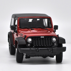 Модель машины 1:18 заводской джип Джип