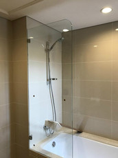 Другие душевые кабины на заказ 浴室淋浴房浴缸屏风定制送货上门并安装浴缸屏风玻璃隔断设计定制