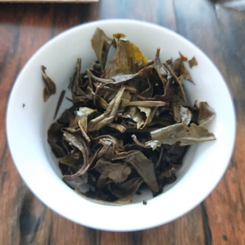 Фудин Байча, чай «Горное облако», белый чай, Лао Байча, 2015 года