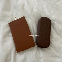 Каштановый темно -коричневый стекла ткань