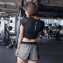 QTS chuyên nghiệp chạy nhanh khô lưới nữ skinny giảm béo yoga ngắn tay T-Shirt nửa tay áo thể thao quần áo tập luyện