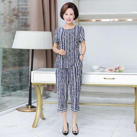 妈妈夏装两件套装新款冰丝时尚短袖T恤大码老人衣服上中老年女装