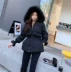 Phiên bản Hàn Quốc của eo cô gái ngọt ngào là áo khoác ngắn cổ rộng lông thú dày áo khoác cotton nữ 2018 mới màu đỏ có cùng đoạn áo phao nữ dáng dài hàn quốc Áo khoác ngắn