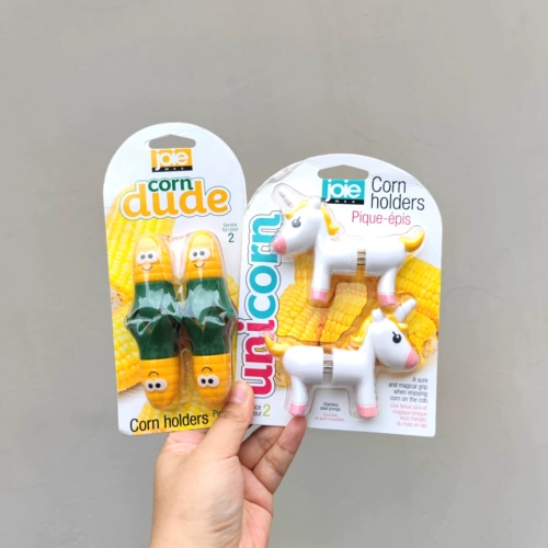 Выйдите из оригинальной кукурузы и единорогов канадской кукурузы для семейной кукурузы и кукурузы в форме единорога.