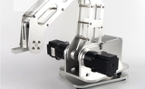 Роботизированный робот робот на рабочем столе с большим нагрузочным роботом индустрия Arm Industr