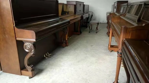 Большое количество педагогического пианино по второй руке, цена более 5000-8 000, большая цена и дорогое подержанное пианино Хунэн Чанша