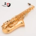 Ma Jin được chạm khắc bằng ống saxophone E-Flat alto FAS-866