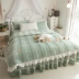 Mùa đông ấm áp dày giường nhung phong cách váy bedspread denim Hàn Quốc pha lê sang trọng ngắn quilt 1,8 m - Bộ đồ giường bốn mảnh