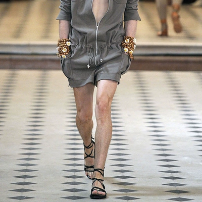 Mùa hè triều mới của nam giới sàn catwalk quần short dài tay dụng cụ jumpsuit jumpsuit mảnh của quần áo dây kéo túi stereo