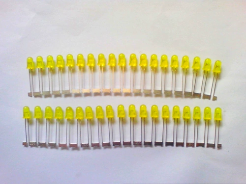 Рекламная светодиодная электронная светлая коробка Светлые шарики мигающие световые аксессуары материал желтые волосы желтые светильники 5 мм соединены желтый свет