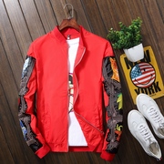 Nhanh tay đỏ người đàn ông Xianyang với người đàn ông đứng cổ áo jacket xu hướng đẹp trai mỏng mỏng dây kéo áo thêu áo khoác