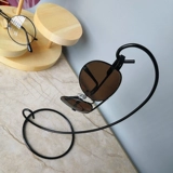 Креативный стенд, солнцезащитные очки на солнечной энергии