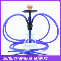 Синяя четыре -типичная красная грязь со светом