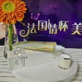 Perfect Mary Yan Zhenyang Daily использует изоляцию масла, Молоко солнцезащитный крем 50 Аутентичный крем два -в одном освежающем коже лица