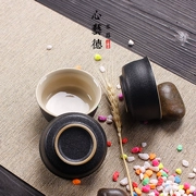 Bộ ấm trà gốm Kung Fu Trà uống 茗 Cốc 汝 Lò nung Celadon gốm đen Cốc trà nhỏ Handmade Vintage Stonware Cup