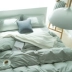 Bông rửa denim nhỏ cúc thêu bông Nhật giường chăn màu đơn giản thêu Bộ đồ giường - Bộ đồ giường bốn mảnh