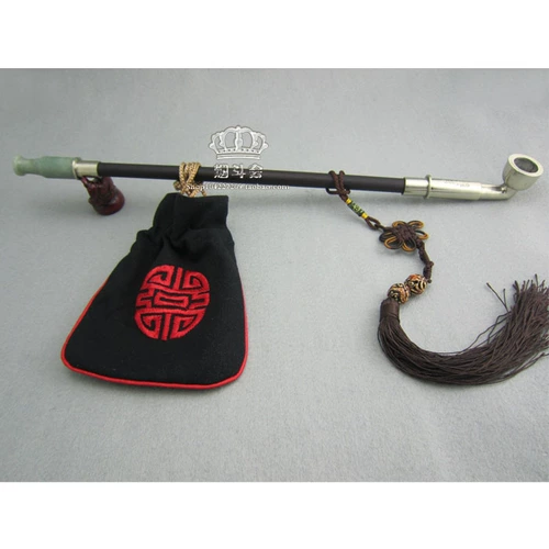 Старомодная медная длинная курительная трубка