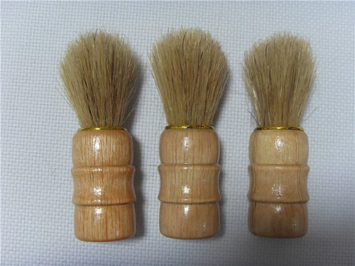 Ручное бритье борода щетка