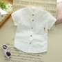Trẻ em đứng cổ áo sơ mi trắng mùa hè ngắn tay cotton và linen boy áo sơ mi mỏng bé mùa hè Hàn Quốc phiên bản của chiếc áo mới áo thun bé gái thu đông