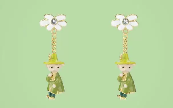 MOOMIN VIVIAN buyer TOO TICKY SNUFKIN Flower Little Boy Earrings